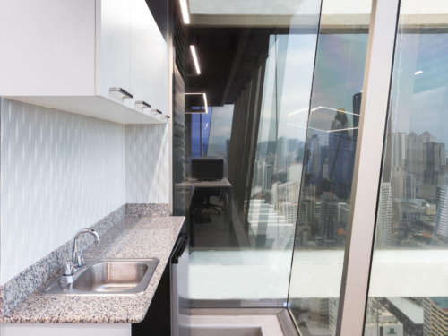 Opt 20190809 Eydie Valarezo Twist Mg 2828 Web